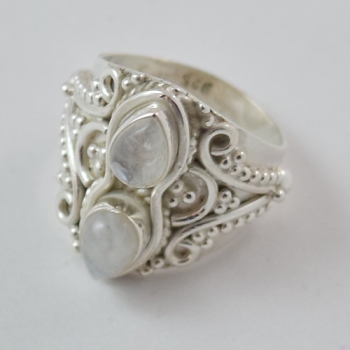 925 silver beautiful rainbow moonstone gemstone ring